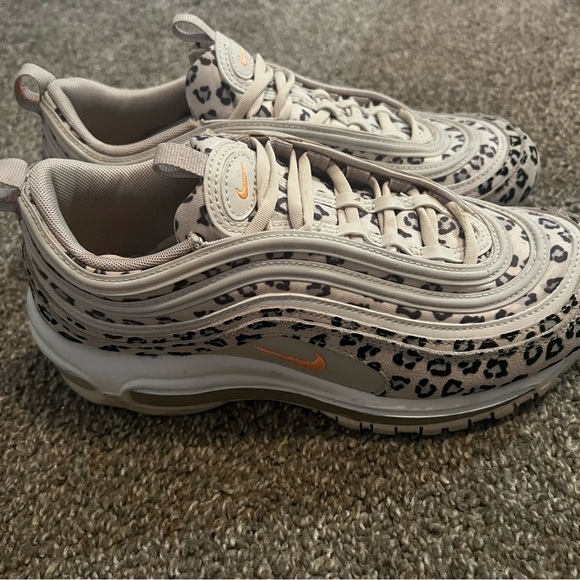 Nike Air Max 97 Leopard Print Womens Size 7.5 Athletic Shoes Sneakers CW5595-001 - Picture 3 of 6
